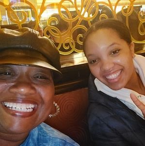 Meet your Posher, Cortenna